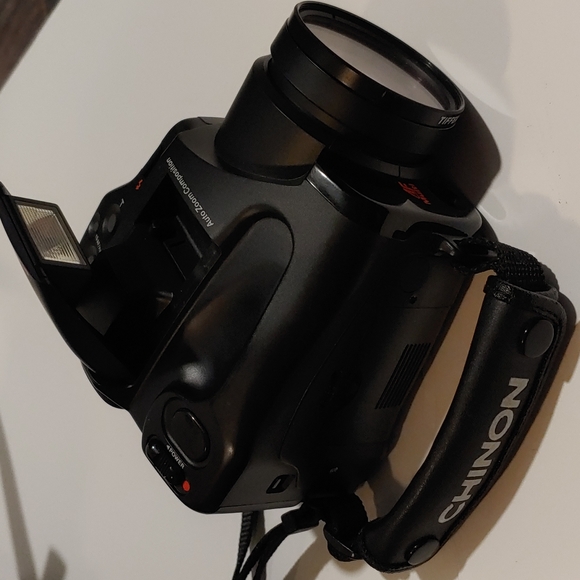 Vintage Chinon Genesis III with 35-110mm Macro Zoom Lens Auto Sensor Flash - Picture 3 of 6